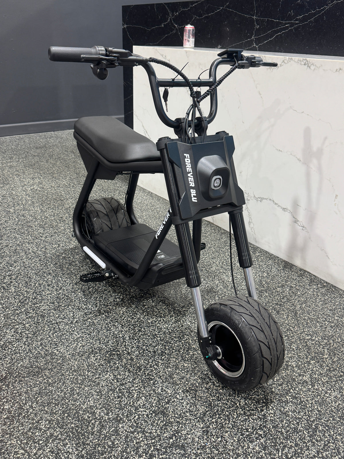 Forever Blu Ryze auto wheelie bike