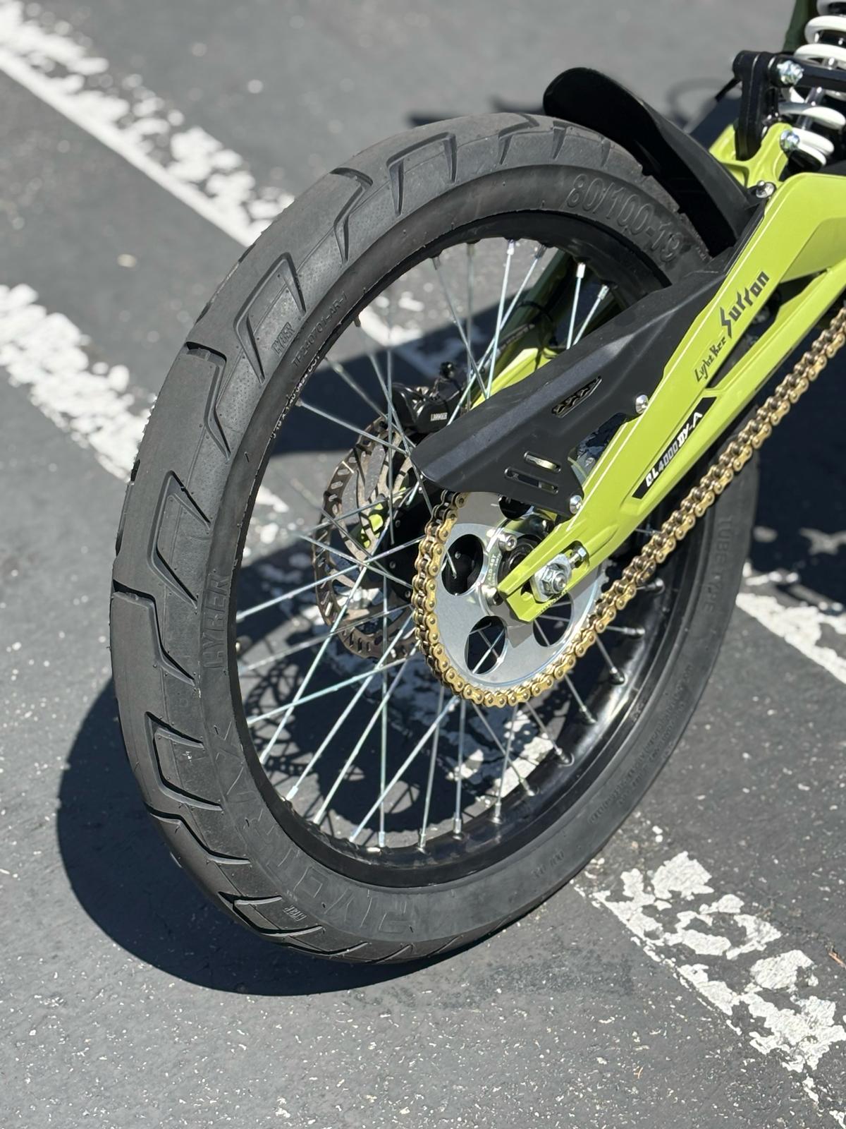 Pivotrax Cyber Street tire supermoto