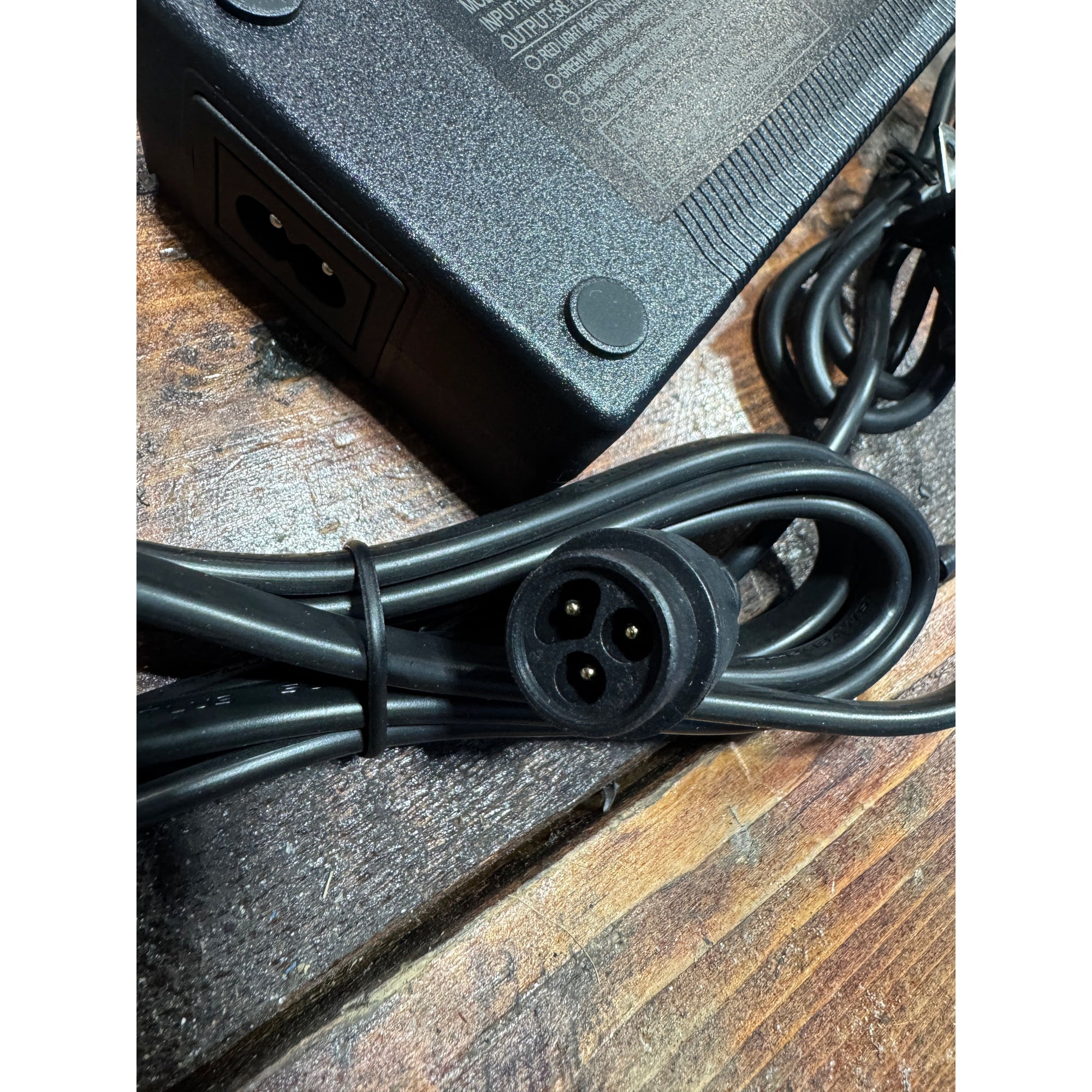 Punk Electric 52V 2A Charger (Punk Rider Pro)